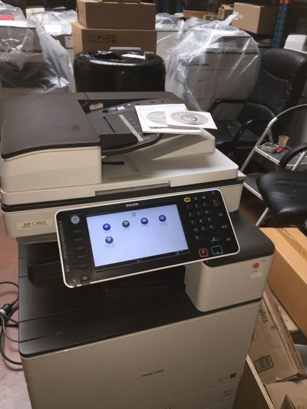 PHOTOCOPIEUR MULTIFONCTIONS COULEUR LASER NUMERIQUE PRO. Matériel informatique
