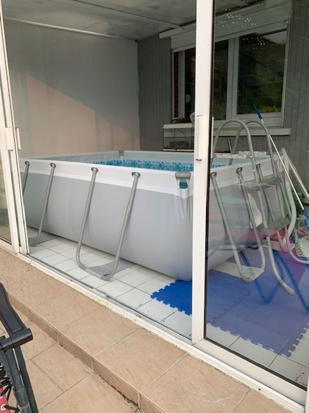 PISCINE INTEX AVEC POMPE A SABLE Jardin