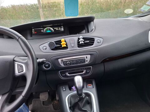 Renault scenic iii dCi 110 FAP eco2 Bose EDC