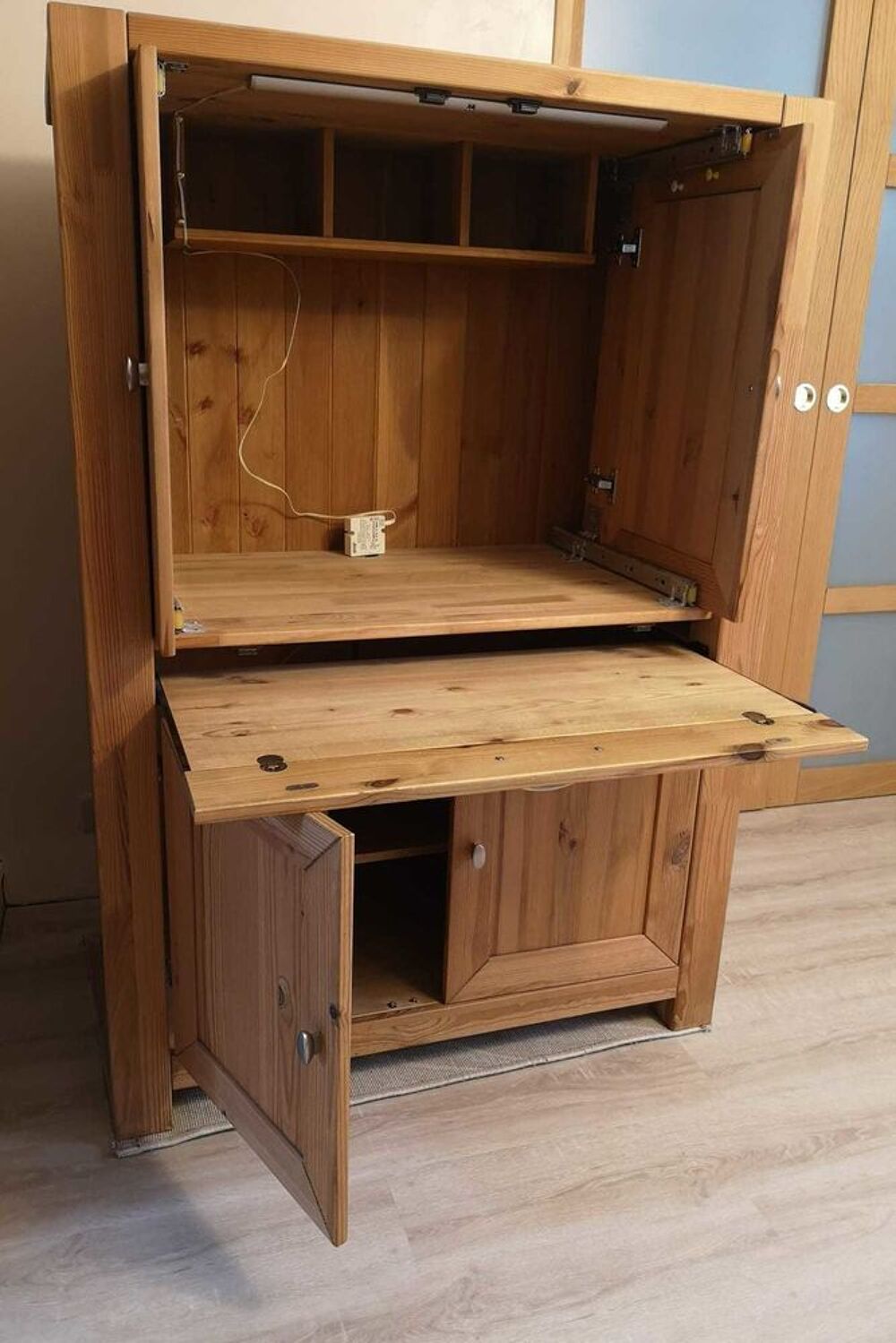Meuble informatique ou de TV Meubles