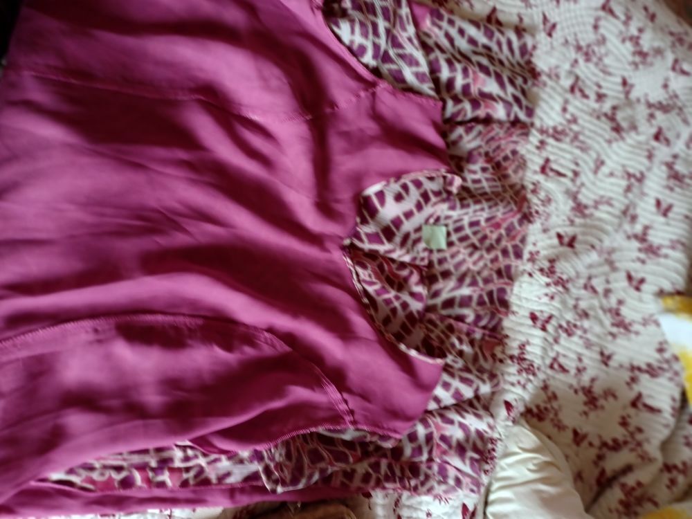 robe dame cr&ecirc;pe de voile neuf Vêtements