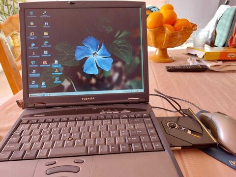 PC portable thoshiba Sennecey-le-Grand (71)