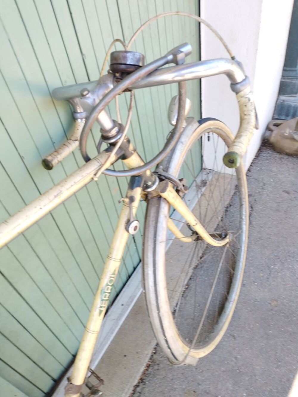 V&eacute;lo ancien Vélos