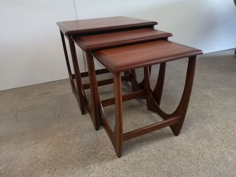 Tables gigognes G Plan 480 Guclard (72)