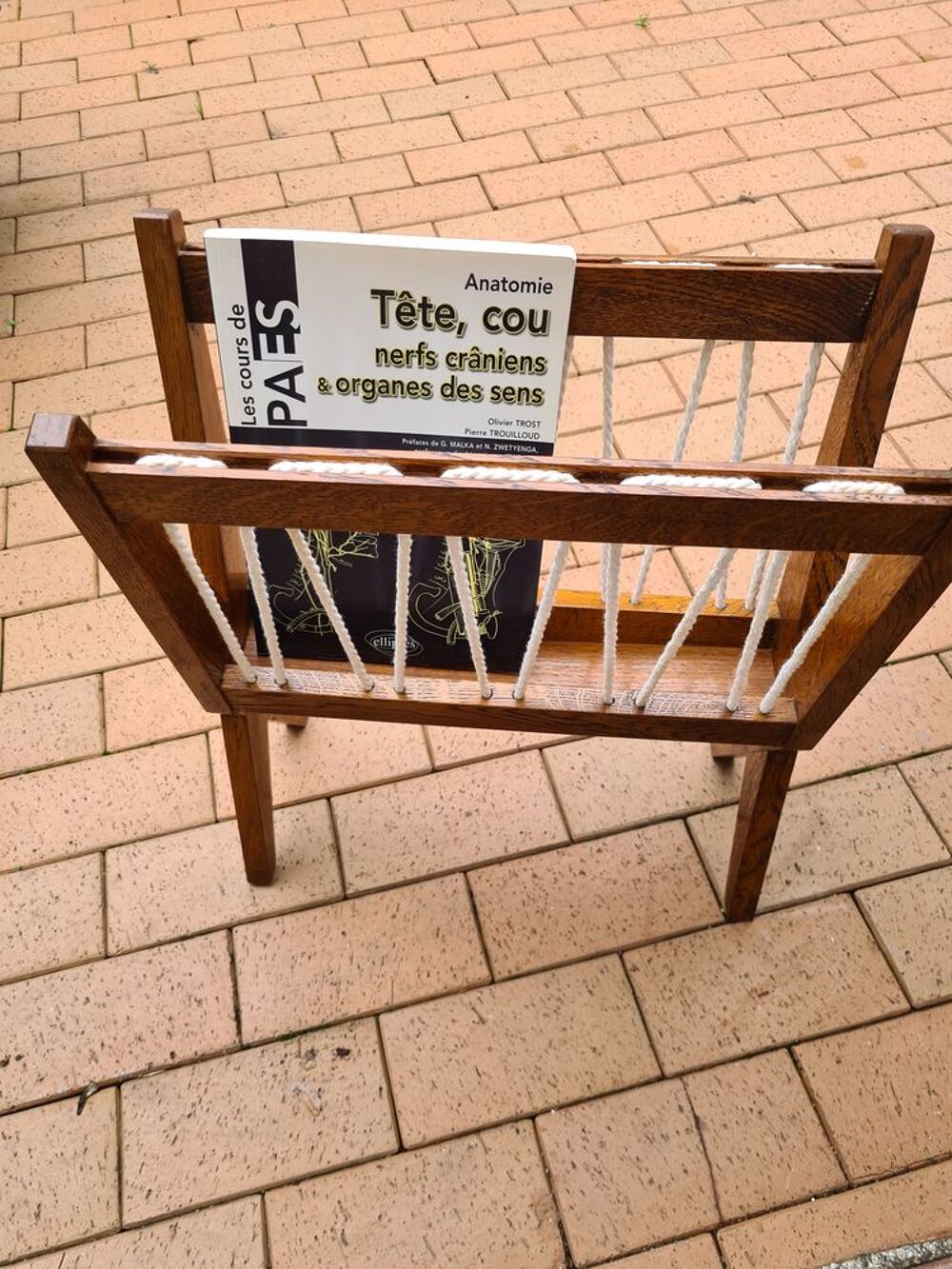 Porte revue fait main unique &agrave; la Meubles