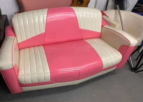 Canap sixties rose et crme 330 Nice (06)
