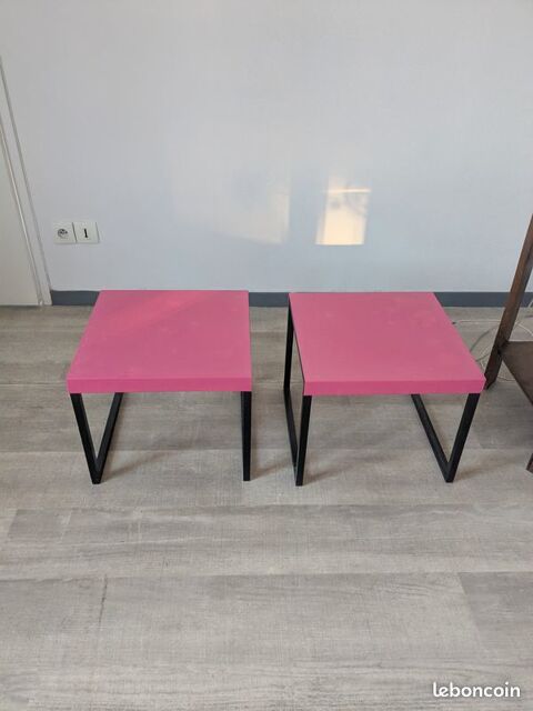 2 tables design rose fluo 18 Rouen (76)