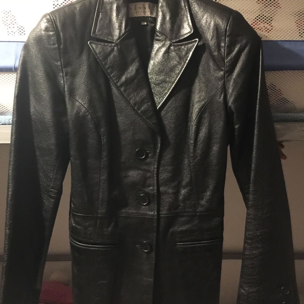 2 veste en cuire veritable Vêtements