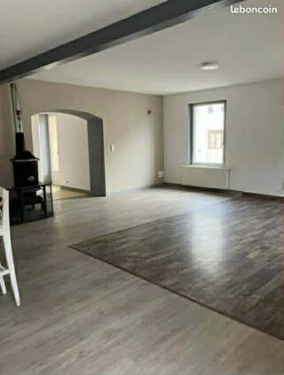  Appartement � louer 5 pi�ces 150 m�