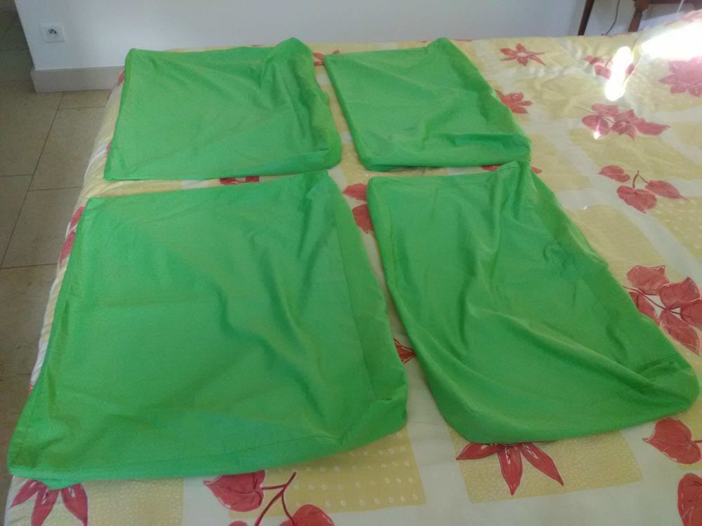 Housses de Coussins (4) / &agrave; l'unit&eacute; Décoration