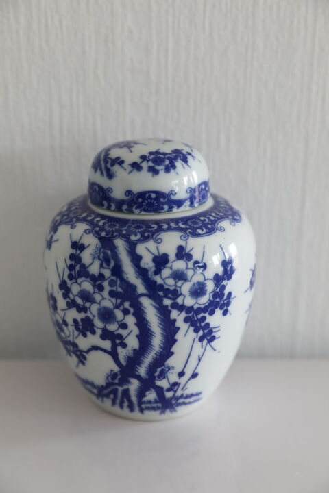 POT COUVERT FLEURS ASIATIQUE 50 Saint-�tienne (42)