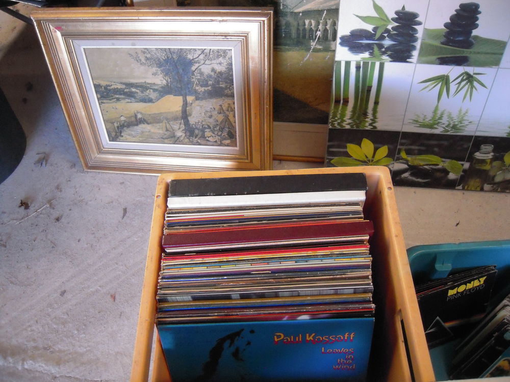 DES 33 T &amp; 45 T ORIGINAUX . CD et vinyles