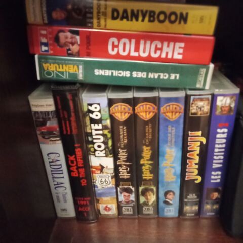 cassettes video 18 FILMS ET HUMOUR Lyon 8 (69)