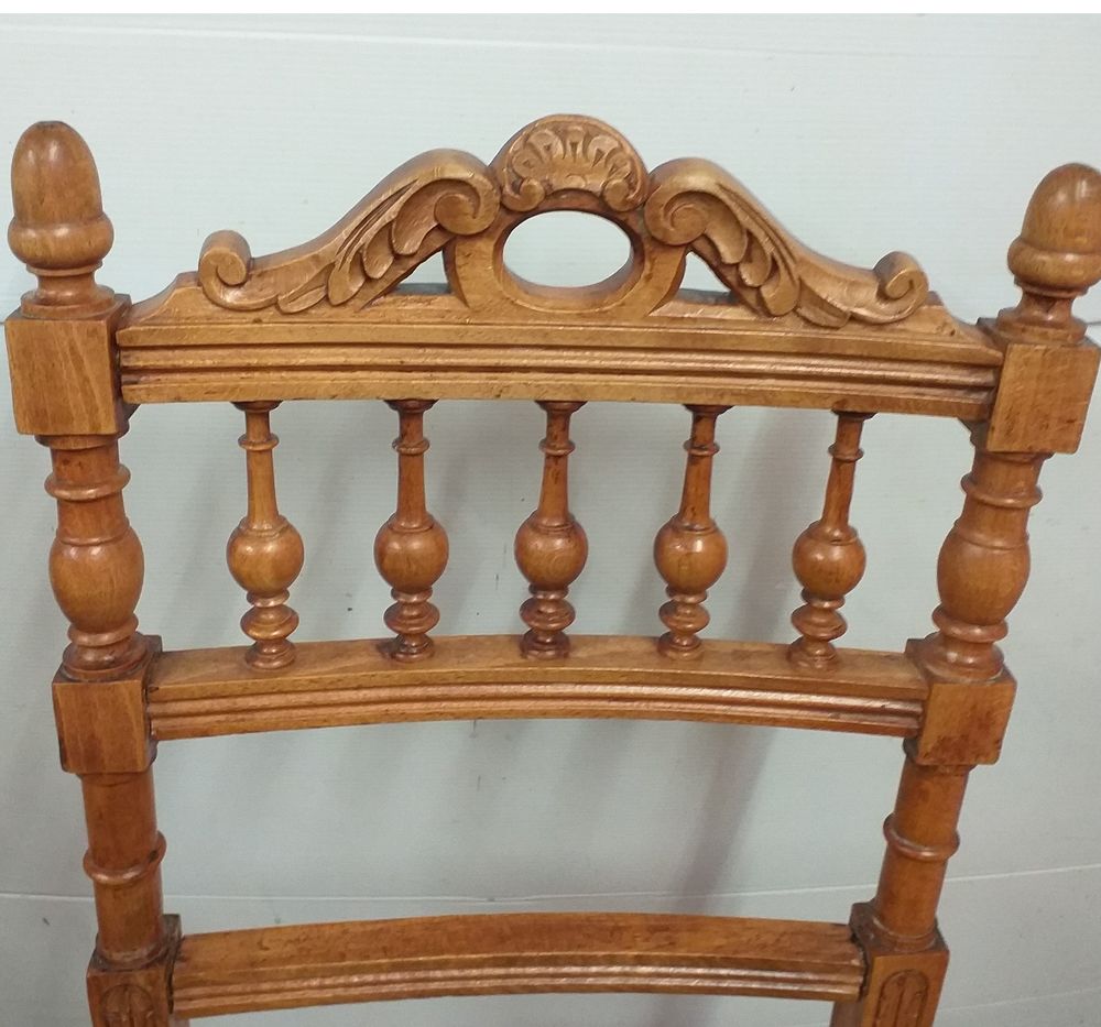 chaise style Henri II Meubles