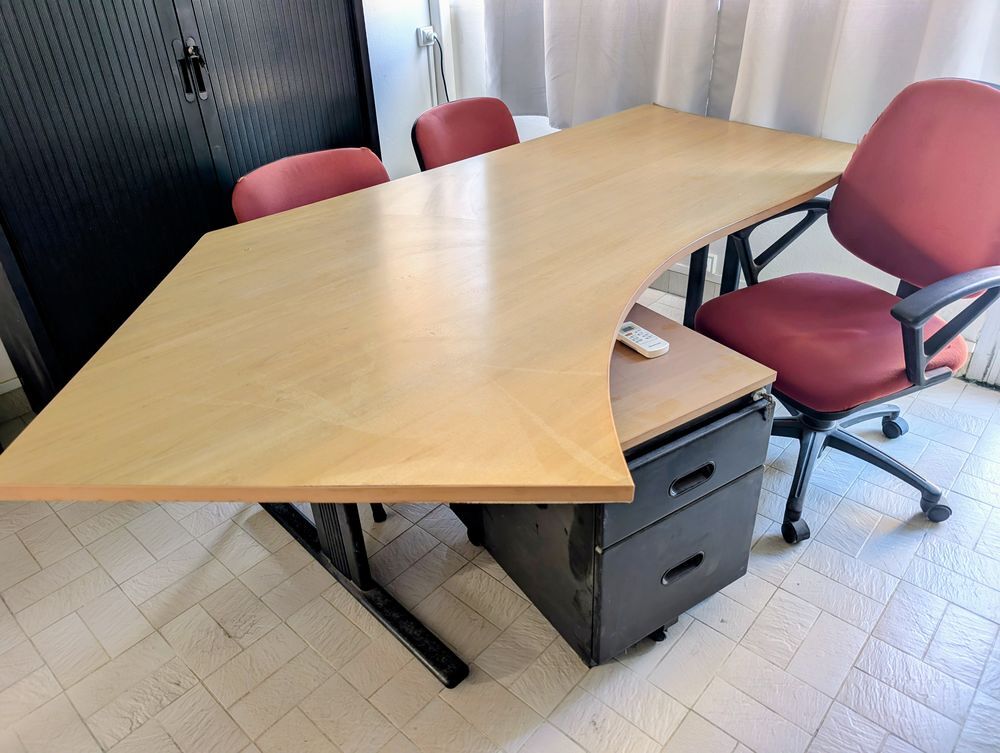 2 ensembles de bureau direction Meubles