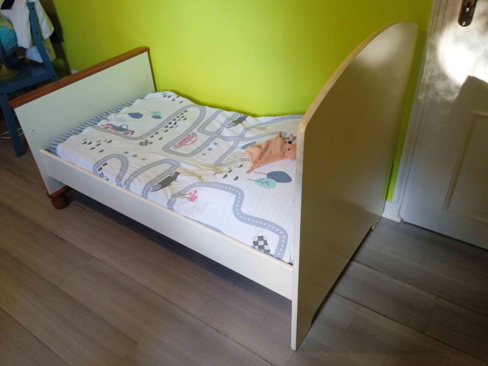 Meuble &agrave; langer et lit b&eacute;b&eacute; &eacute;volutifs Meubles