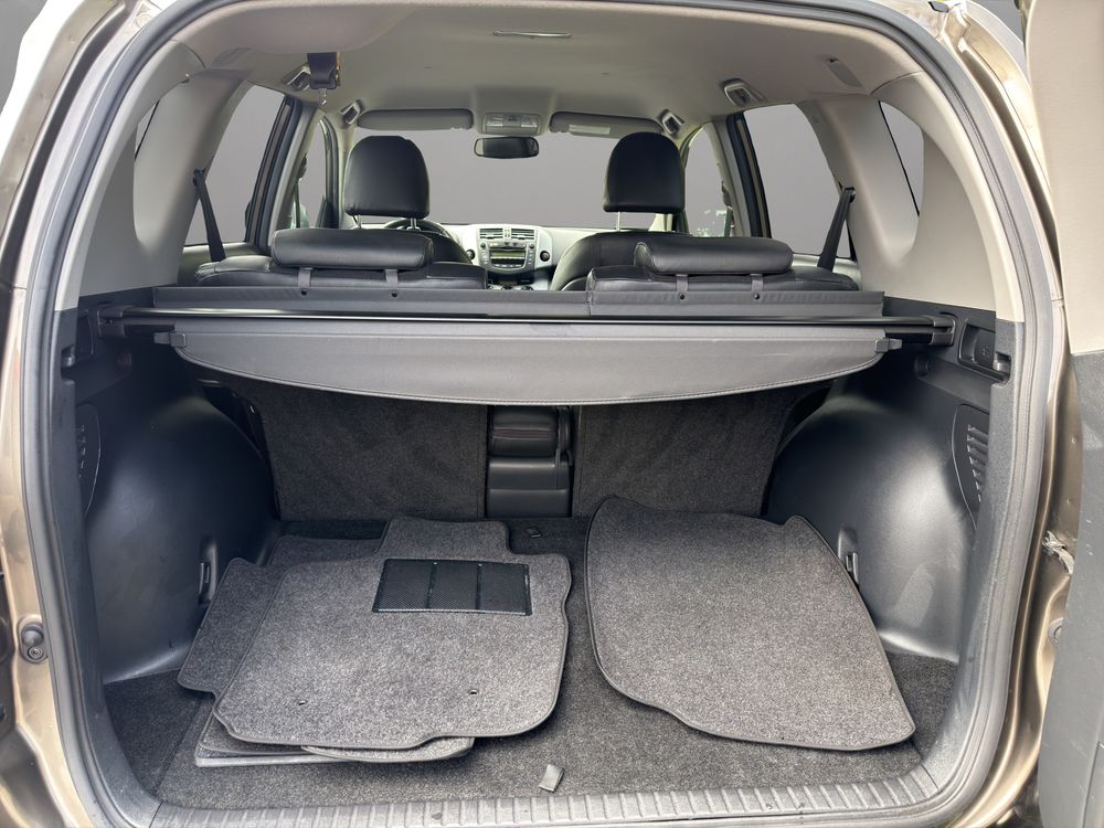 RAV 4 RAV4 150 D-4D 4WD Lounge 2010 occasion 93390 Clichy-sous-Bois