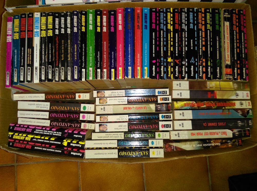 collection San Antonio Livres et BD
