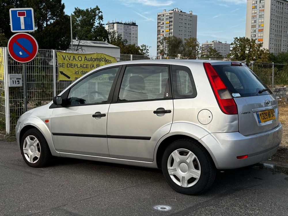 Fiesta 1.4i Trend 2004 occasion 94000 Cr&eacute;teil