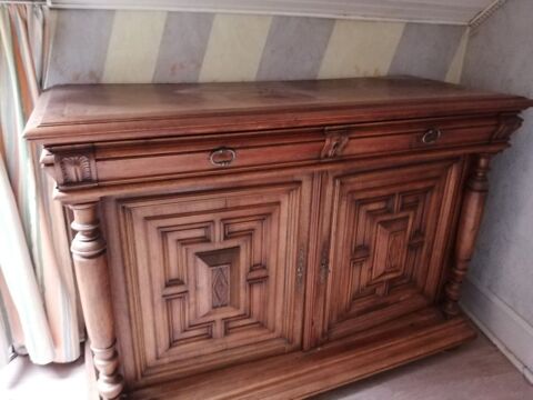 Buffet Henri 3 100 Fontainebleau (77)