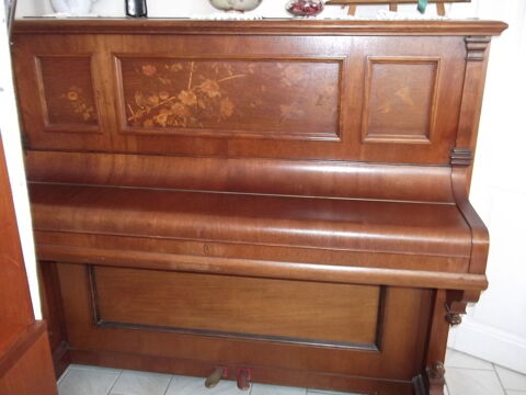 Piano droit WALDEMAR - Berlin - 0 La Neuville-au-Pont (51)