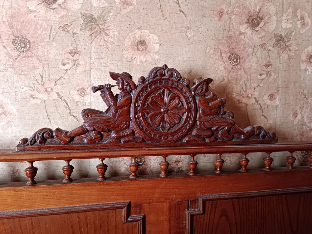 Chambre lit et armoire Meubles
