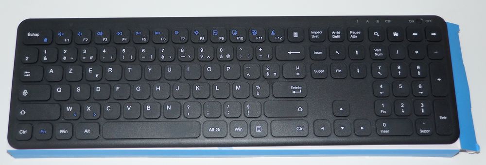 CLAVIER SANS FIL COMPACT Matériel informatique