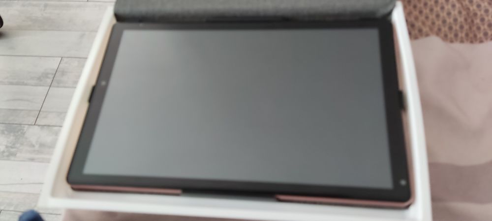Tablette tactile 10.4 pouces neuve Téléphones et tablettes