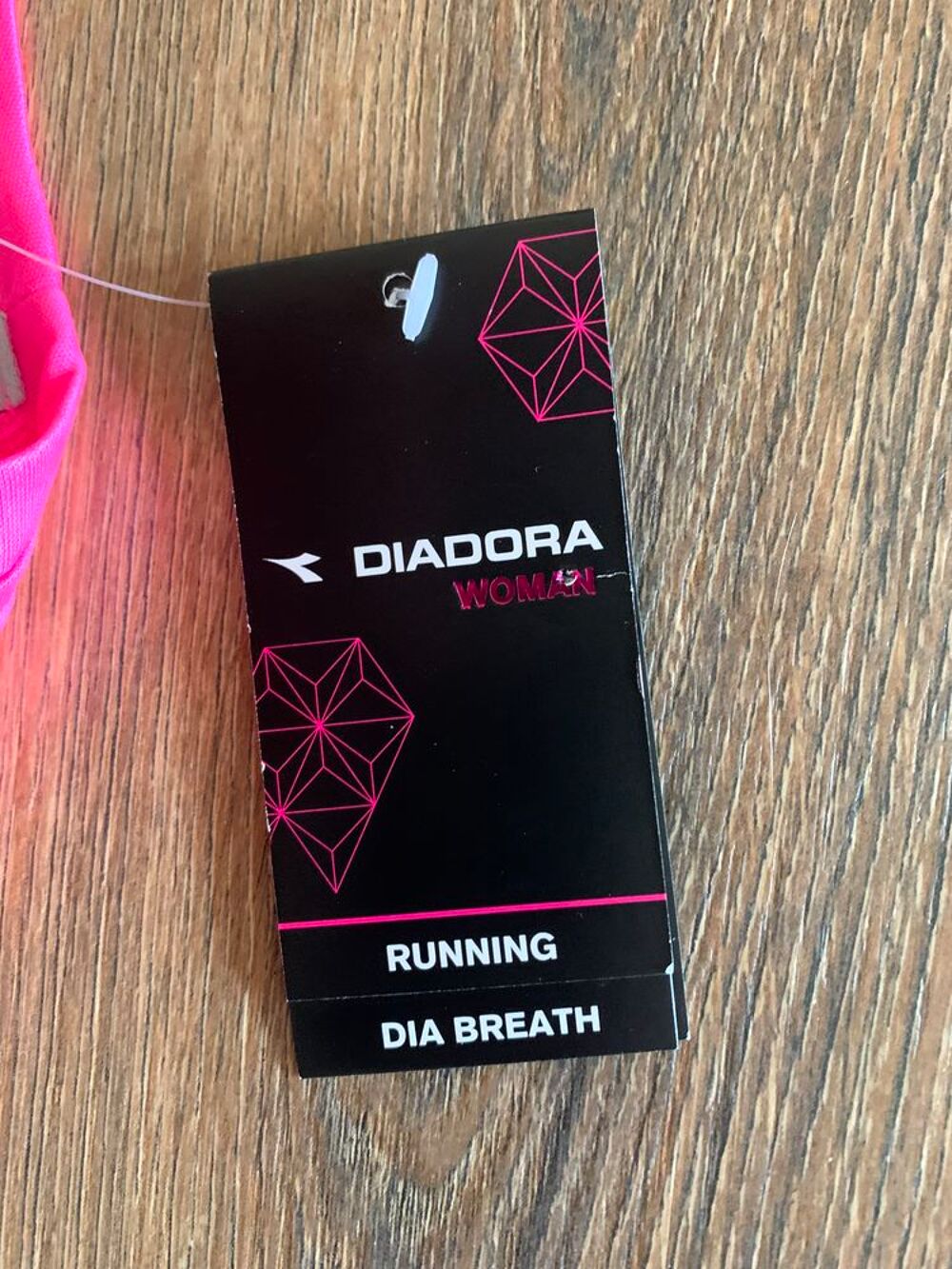 Tee Shirt running femme " Diadora " Vêtements