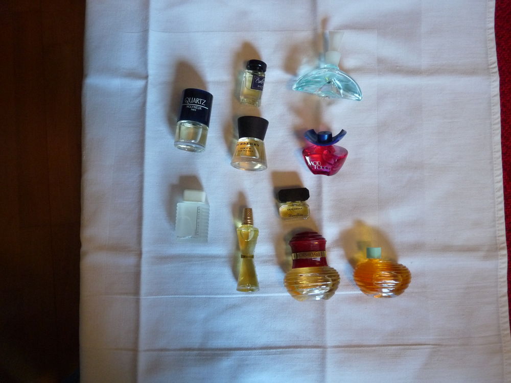 Flacons de parfums miniatures 
