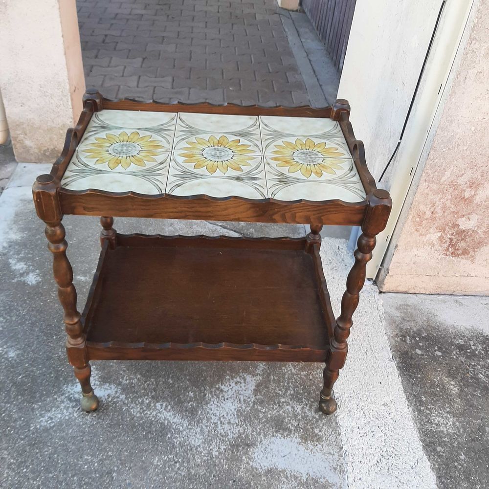 table &agrave; desservir Meubles