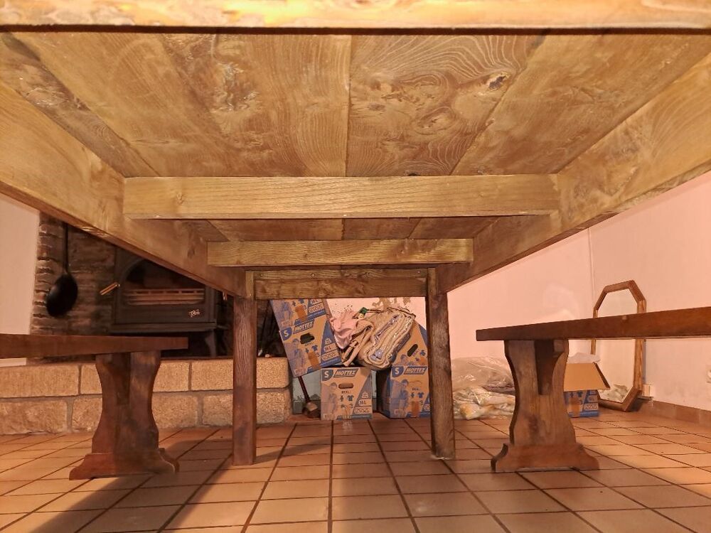 Table 10 personnes et bancs en bois d'orme massif Meubles