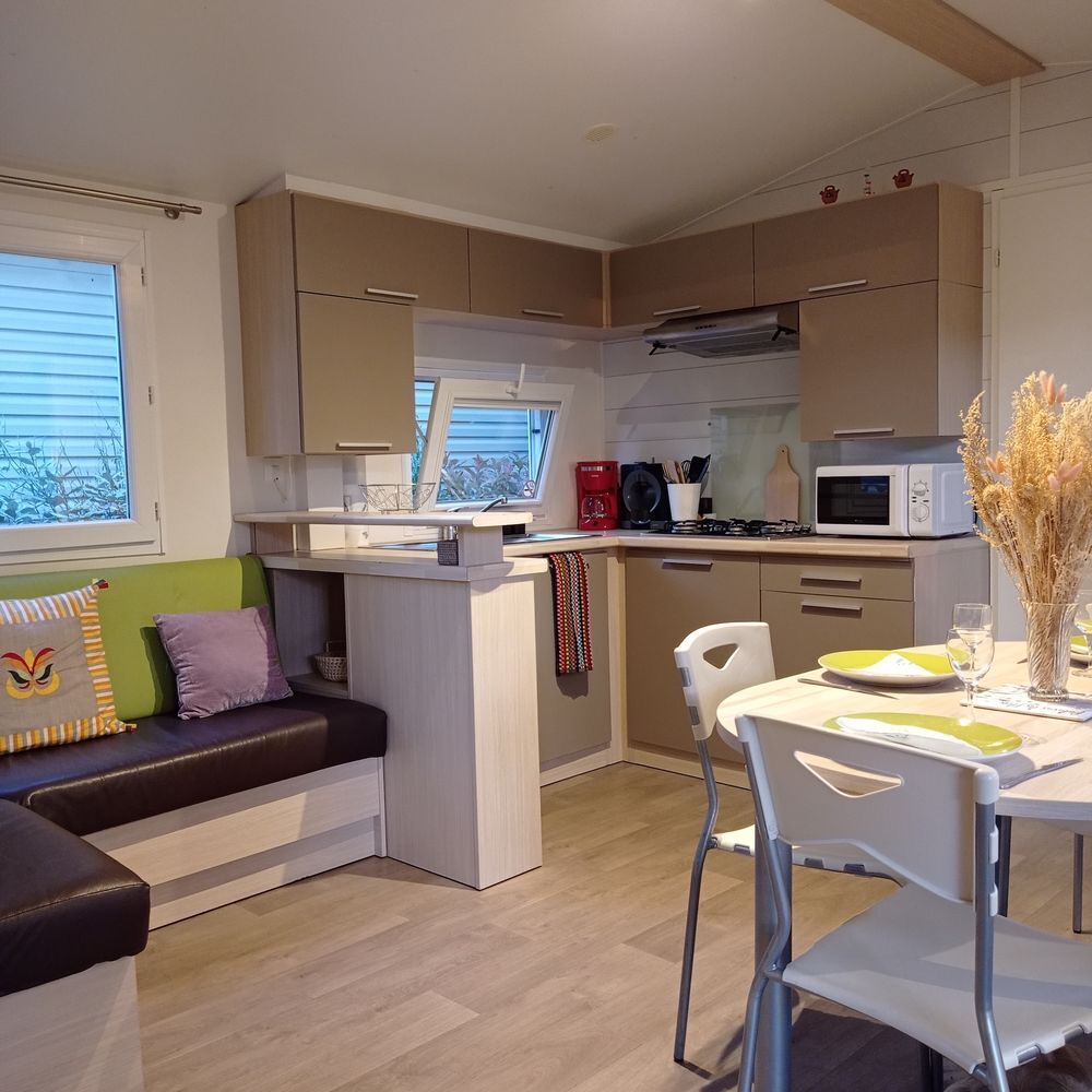   Mobil home sur parcelle ombragée dans camping 4*  Midi-Pyrénées, Saint-Nazaire-de-Valentane (82190)
