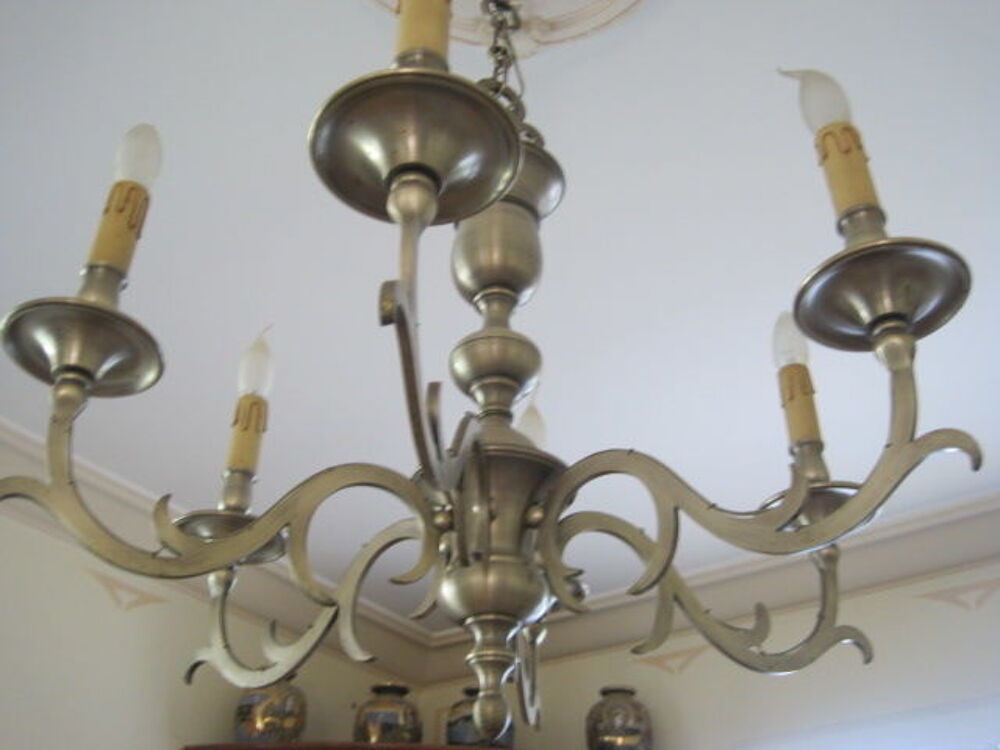 Lustre en &eacute;tain Décoration