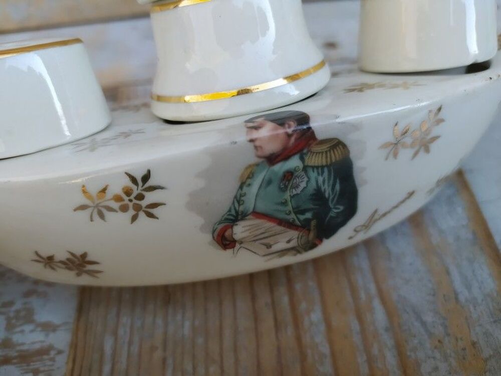 Service &agrave; Condiments Porcelaine Napol&eacute;on 1er Ajaccio Corse Décoration