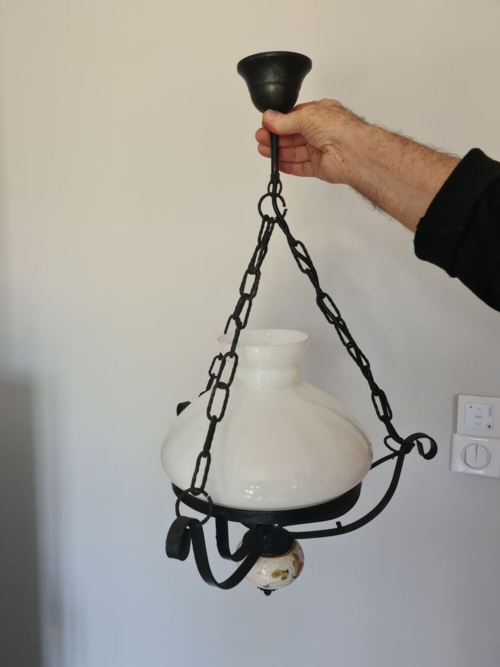 Suspension vintage avec globe en opaline Décoration