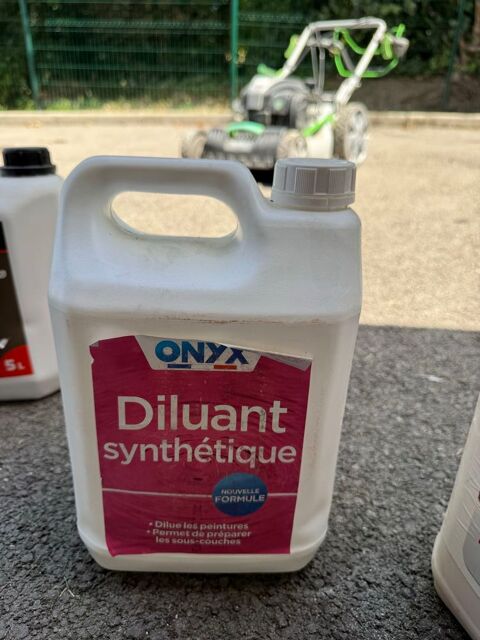diluant synth&eacute;tique 18 69200 Vénissieux