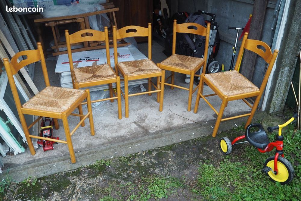 lot de 5 chaises 
Meubles