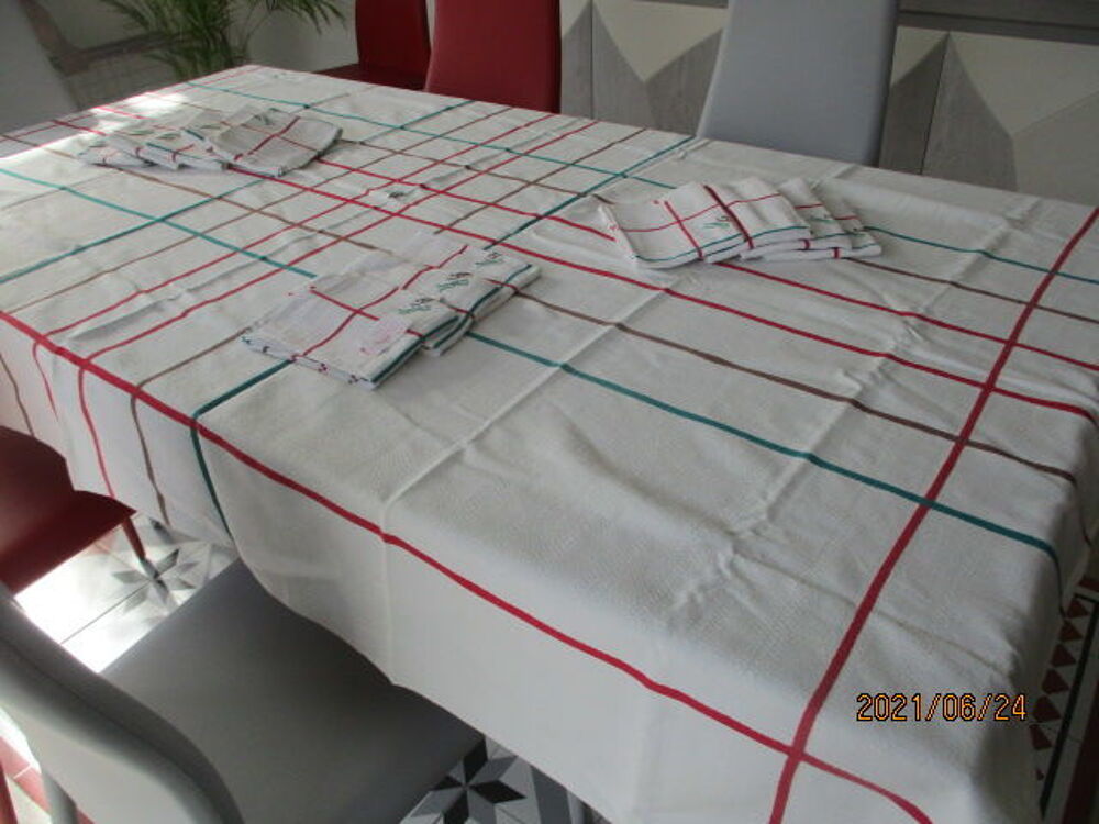 linge de table nappe serviettes Décoration