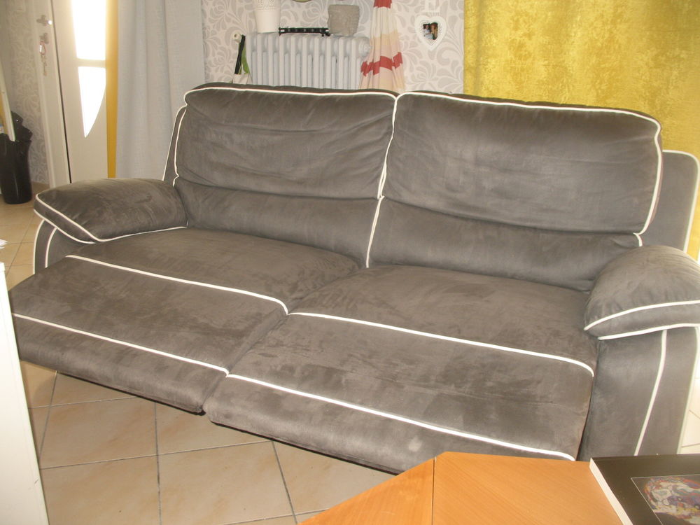 Canap&eacute; gris relax manuel Meubles