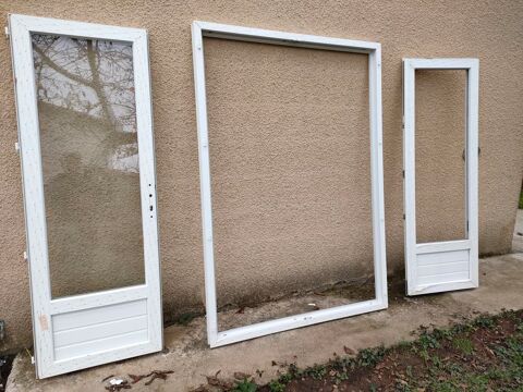 Porte-fentre dimensions 206 cm x145 cm en PVC blanc 60 Corbas (69)