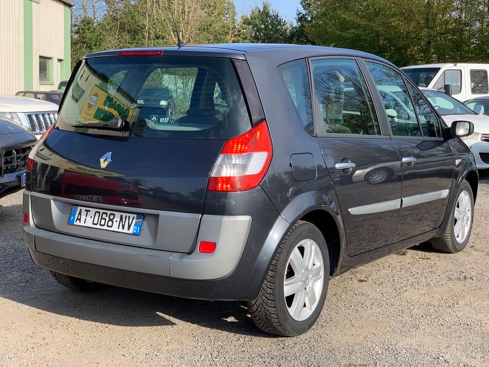Sc&eacute;nic II Scenic 1.5 dCi 105 Euro 4 Confort Dynamique 2006 occasion 01240 Marlieux