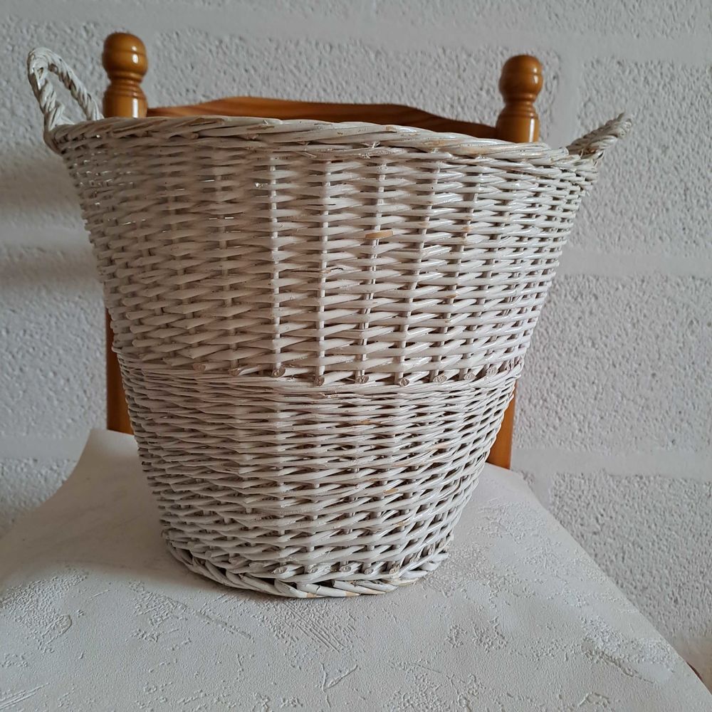 corbeille osier Meubles