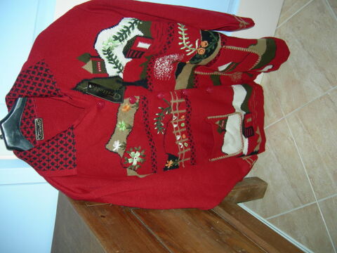 VESTE NEUVE LAINEE ROUGE BRODEE 25 Agde (34)
