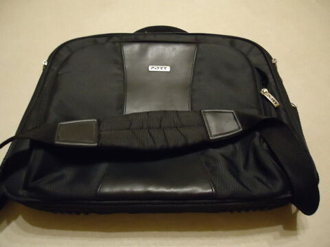 sacoche ordi 25 Donges (44)