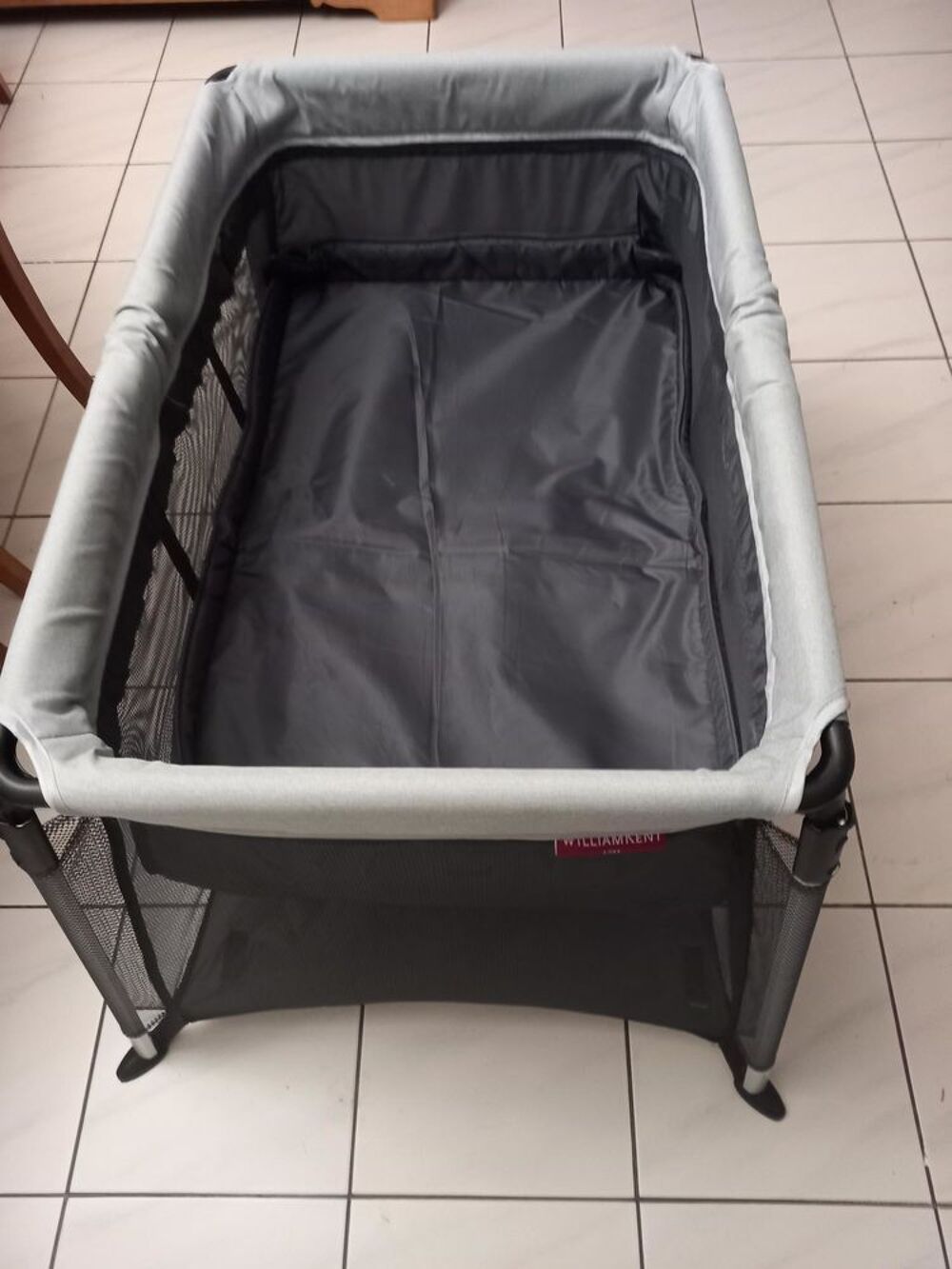 Lit Pliant pour b&eacute;b&eacute; Pu�riculture