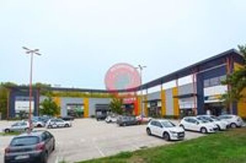   Location / Local Commercial - 275 m² 