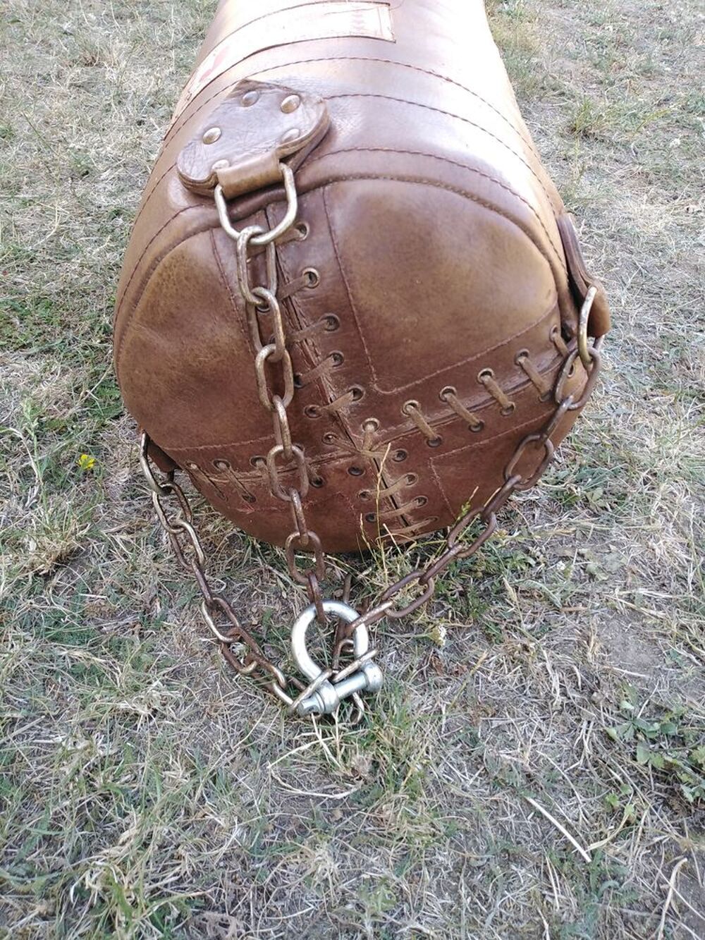 Sac de frappe punching-ball de boxe cuir marron vintage Sports