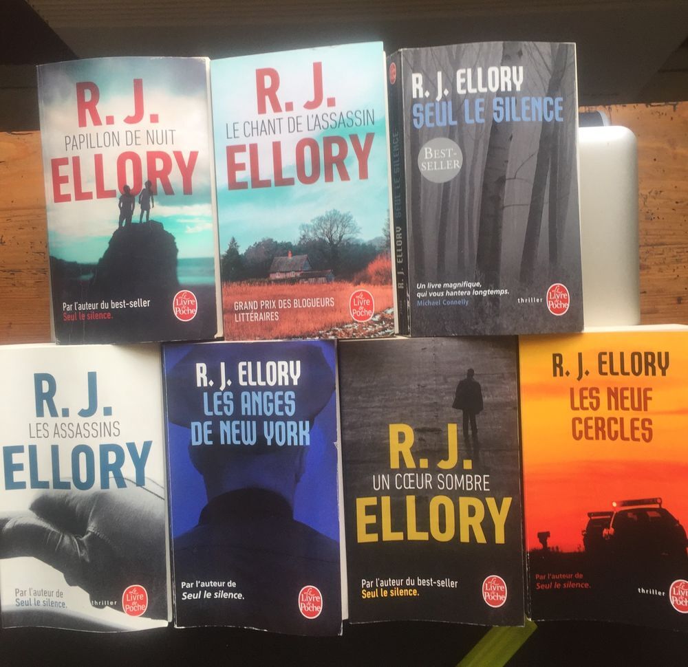 R.J ELLORY - lot de 7 vol. Livres et BD