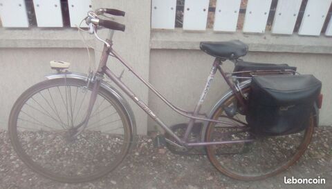 Vélo 3 vitesses 40 Beauchamp (95)